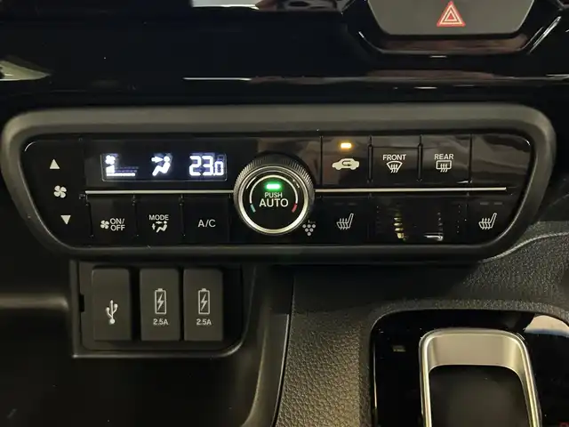 ホンダ Ｎ ＢＯＸ カスタム L ターボ 群馬県 2022(令4)年 2.7万km ミッドナイトブルービームM ホンダセンシング/・衝突軽減ブレーキ/・レーンキープアシスト/・アダプティブクルーズコントロール/・誤発進抑制機能/・パーキングソナー/・オートマチックハイビーム/両側パワースライドドア/純正8インチナビ/　　フルセグTV/    BT/AM/FM/CD/DVD/USB/SD/MSV/バックカメラ/LEDオートライト/シーケンシャルウィンカー/ハーフレザーシート/シートヒーター/純正15インチAW/パドルシフト/ステアリングスイッチ/電動パーキングブレーキ/オートホールド/フォグランプ/ドライブレコーダー/ETC/スマートキー