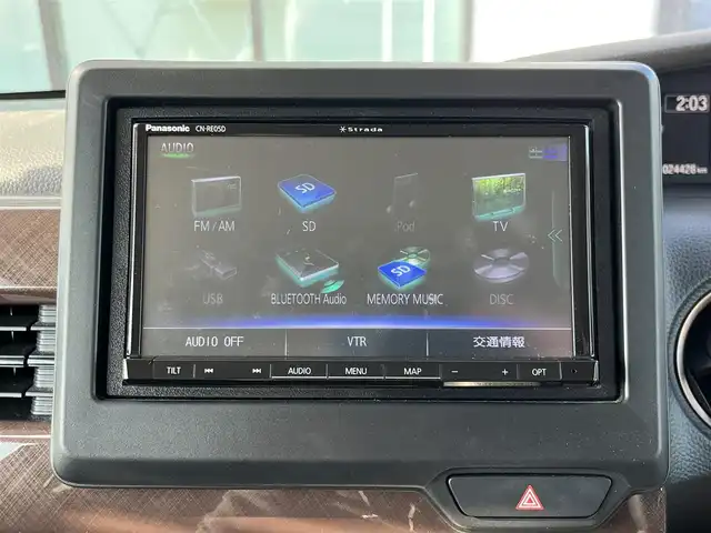 ホンダ Ｎ ＢＯＸ G･L ホンダセンシング カッパーブラウンスタイル 奈良県 2019(令1)年 2.5万km プラチナホワイトパール Panasonicナビ（CN-RE05D）/（フルセグ/BT/CD/DVD）/レーダークルーズコントロール/バックカメラ/衝突軽減システム/レーンキープアシスト/後方コーナーセンサー/両側パワースライドドア/後席サンシェード/ドライブレコーダー/ETC/前方ドライブレコーダー（CA-DR02SD）/取り扱い説明書/スペアキーX1