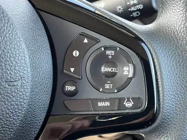 ホンダ Ｎ ＢＯＸ G･L ホンダセンシング カッパーブラウンスタイル 奈良県 2019(令1)年 2.5万km プラチナホワイトパール Panasonicナビ（CN-RE05D）/（フルセグ/BT/CD/DVD）/レーダークルーズコントロール/バックカメラ/衝突軽減システム/レーンキープアシスト/後方コーナーセンサー/両側パワースライドドア/後席サンシェード/ドライブレコーダー/ETC/前方ドライブレコーダー（CA-DR02SD）/取り扱い説明書/スペアキーX1