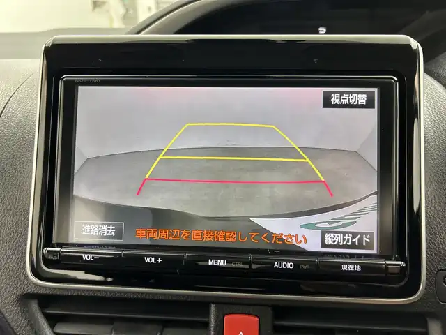 トヨタ ヴォクシー ハイブリッド ZS 煌Ⅱ 三重県 2016(平28)年 2.7万km ブラック /純正9型ナビ（フルセグ/CD/DVD/BT/AM/FM/SD)// バックカメラ //12.8型フリップダウンモニター //両側パワスラ //LEDヘッドライト //前後コーナーセンサー //オートマチックハイビーム //トヨタセーフティーセンス//レーンキープアシスト//TVキャンセラー//スマートキー