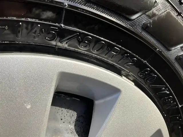 スズキ エブリイ JOIN 滋賀県 2024(令6)年 0.9万km クールカーキPM ワンオーナー/車検8年9月まで/スズキセーフティサポート/リアパーキングセンサー/純正ディスオーディオ/Bluetooth、USB/バックカメラ/ETC/運転席シートヒーター/LEDヘッドライト/両側スライドドア/プッシュスタート/スペアキー有り/取扱説明書/保証書