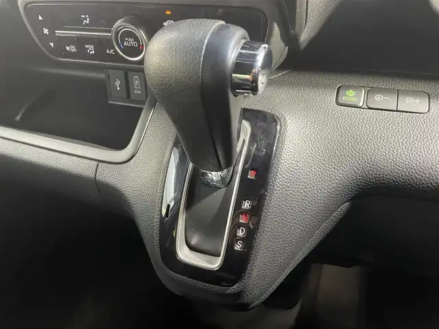 ホンダ Ｎ ＢＯＸ カスタム G L ターボ ホンダセンシング 大阪府 2018(平30)年 2.8万km プラチナホワイトパール 純正8incナビTV バックカメラ 両側パワースライドドア ハーフレザー レーダークルコン 衝突軽減ブレーキ レーンアシスト スマートキー プッシュスタート ドライブレコーダー ETC