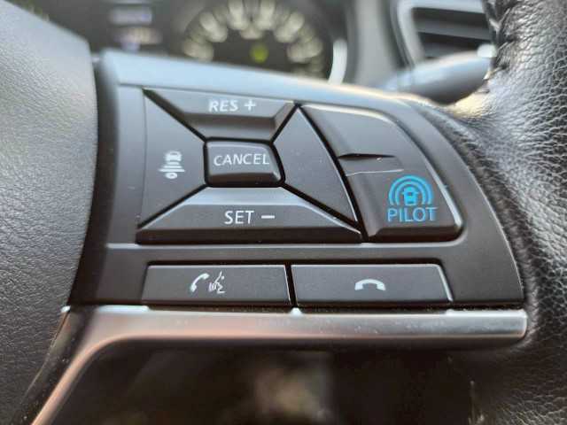 日産 エクストレイル ハイブリッド 20Xi レザーエディション 岩手県 2020(令2)年 5.6万km ブリリアントホワイトパール 純正9インチSDナビ　/フルセグ　/アラウンドビューモニター　/ステアリングリモコン　/デジタルインナーミラー　/フォグランプ　/電動格納ミラー　/ＡＶＨ　/後側方車両検知警報　/ハンズフリーパワースライドドア