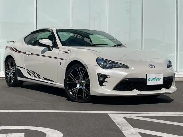 トヨタ ８６ GT リミテッド 神奈川県 2018(平30)年 1.7万km クリスタルホワイトパール 純正ナビ（NSZT-W66T）/フルセグ/Bluetooth/CD/DVD/モデリスタアルミホイール　/クルーズコントロール　/バックカメラ　/シートヒーター　/ETC　/LEDヘッドライト　/フォグライト　/オートライト　/スマートキー/プッシュスタート　/スペアキー　/純正フロアマット　/パドルシフト/ABS/横滑り防止装置/保証書/取扱説明書