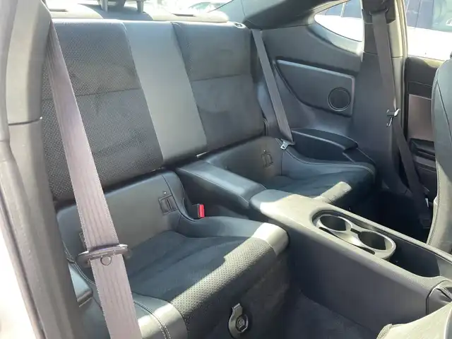 トヨタ ８６ GT リミテッド 神奈川県 2018(平30)年 1.7万km クリスタルホワイトパール 純正ナビ（NSZT-W66T）/フルセグ/Bluetooth/CD/DVD/モデリスタアルミホイール　/クルーズコントロール　/バックカメラ　/シートヒーター　/ETC　/LEDヘッドライト　/フォグライト　/オートライト　/スマートキー/プッシュスタート　/スペアキー　/純正フロアマット　/パドルシフト/ABS/横滑り防止装置/保証書/取扱説明書