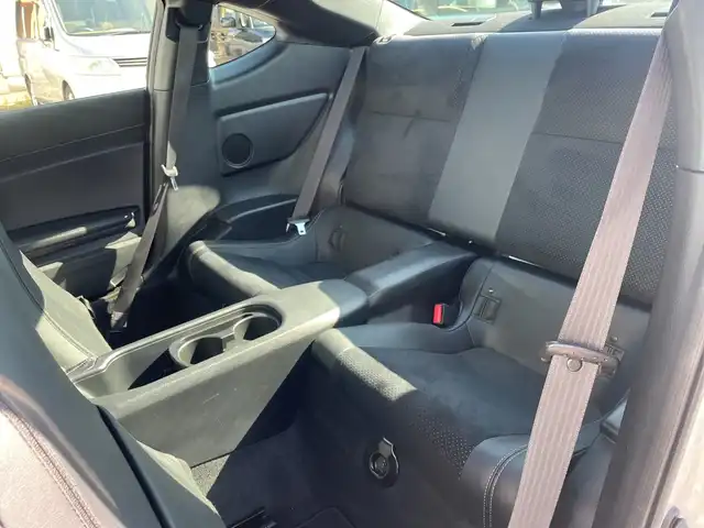 トヨタ ８６ GT リミテッド 神奈川県 2018(平30)年 1.7万km クリスタルホワイトパール 純正ナビ（NSZT-W66T）/フルセグ/Bluetooth/CD/DVD/モデリスタアルミホイール　/クルーズコントロール　/バックカメラ　/シートヒーター　/ETC　/LEDヘッドライト　/フォグライト　/オートライト　/スマートキー/プッシュスタート　/スペアキー　/純正フロアマット　/パドルシフト/ABS/横滑り防止装置/保証書/取扱説明書