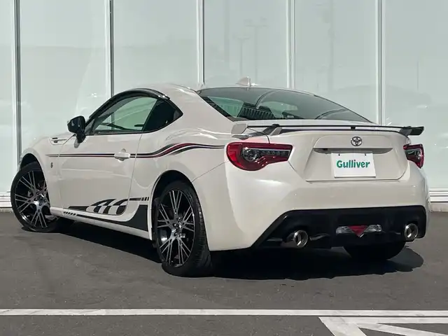 トヨタ ８６ GT リミテッド 神奈川県 2018(平30)年 1.7万km クリスタルホワイトパール 純正ナビ（NSZT-W66T）/フルセグ/Bluetooth/CD/DVD/モデリスタアルミホイール　/クルーズコントロール　/バックカメラ　/シートヒーター　/ETC　/LEDヘッドライト　/フォグライト　/オートライト　/スマートキー/プッシュスタート　/スペアキー　/純正フロアマット　/パドルシフト/ABS/横滑り防止装置/保証書/取扱説明書