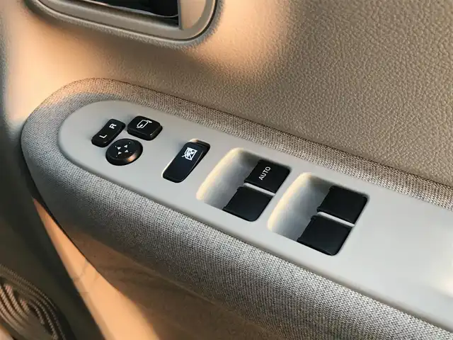 スズキ ラパン X 富山県 2018(平30)年 7.1万km アーバンブラウンパールメタリック 4WD/カーオーディオ/衝突被害軽減ブレーキ/シートヒーター/プッシュスタート/スマートキー/スペアキー１本/オートライト/ベンチシート/横滑り防止装置/ドアバイザー/ウインカーミラー/純正ナフロアマット