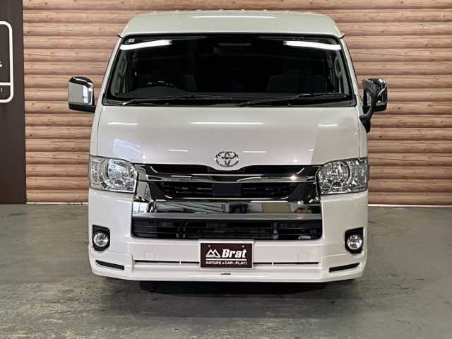 トヨタ ハイエース GL ロング 道北・旭川 2021(令3)年 4.5万km ホワイトパールクリスタルシャイン AIS検査済み/【2503028117】/ワンオーナー/4WD(切替）/MTモード付/モデリスタフロントエアロ/フロントフォグランプ/LEDヘッドライト/オートライト/片側パワスラ/純正フロアマット/スマートキー/AC100V電源/フルセグ/ETC(通常）/Wエアコン/盗難防止装置/オートマチックハイビーム/レーンキープアシスト/障害物センサー/横滑り防止/衝突被害軽減ブレーキ/17AW 5次元パンテーラ（社外）/グッドイヤー　イーグル#1　ナスカー（社外）/1.5インチローダウンキット（社外）/玄武　レゾネーターキャンセラー（社外）/黒木目調インテリアパネル（社外）/BratオリジナルUSBソケット（社外）/社外パーツ取付有