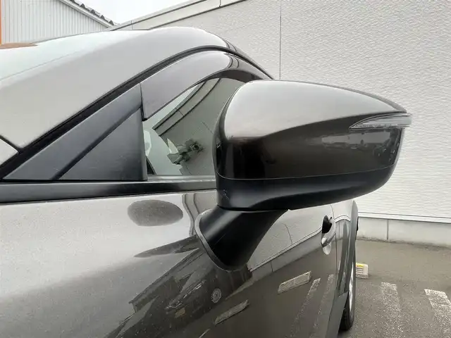 マツダ ＣＸ－３ XD 秋田県 2016(平28)年 7.9万km チタニウムフラッシュマイカ 純正ナビ/ディーゼルターボ/衝突軽減システム/４WD/フルセグ/バックカメラ/スマートキー/社外アルミ/アイドリングストップ/プッシュスタート/MTモード付AT/D席シートヒーター/ステアリングスイッチ/ドライブレコーダー/純正フロアマット/純正ドアバイザー/オートライト/オートエアコン/パワーステアリング/パワーウィンドウ/電動格納ウィンカーミラー/保証書/取扱説明書/記録簿