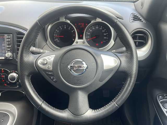 日産 ジューク 15RX 福井県 2010(平22)年 2.7万km ダイヤモンドシルバー スマートキー/プッシュスタート/HIDヘッドライト/フォグランプ/オートライト/ETC/電動格納ミラー/ステアリングスイッチ/コーナーセンサー/純正フロアマット
