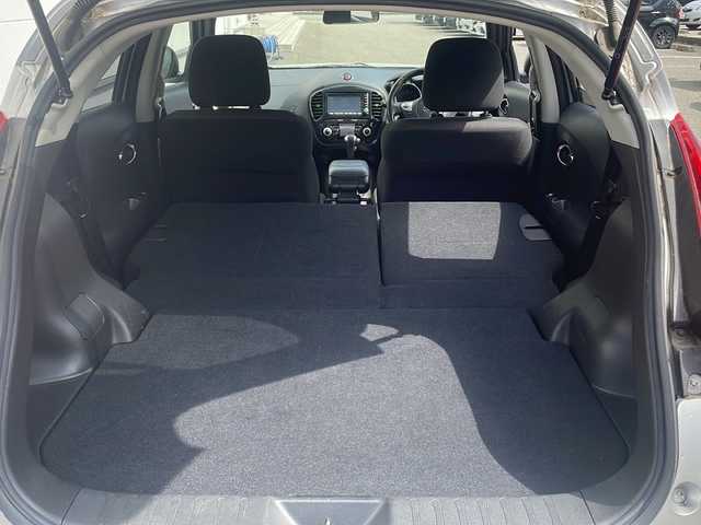 日産 ジューク 15RX 福井県 2010(平22)年 2.7万km ダイヤモンドシルバー スマートキー/プッシュスタート/HIDヘッドライト/フォグランプ/オートライト/ETC/電動格納ミラー/ステアリングスイッチ/コーナーセンサー/純正フロアマット