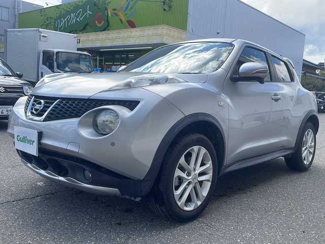 日産 ジューク 15RX 福井県 2010(平22)年 2.7万km ダイヤモンドシルバー スマートキー/プッシュスタート/HIDヘッドライト/フォグランプ/オートライト/ETC/電動格納ミラー/ステアリングスイッチ/コーナーセンサー/純正フロアマット
