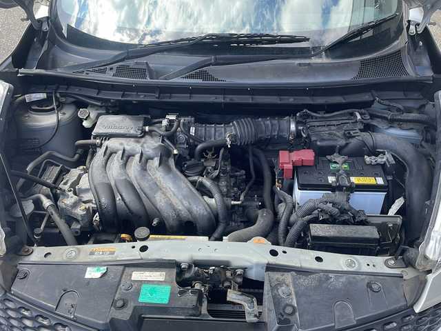 日産 ジューク 15RX 福井県 2010(平22)年 2.7万km ダイヤモンドシルバー スマートキー/プッシュスタート/HIDヘッドライト/フォグランプ/オートライト/ETC/電動格納ミラー/ステアリングスイッチ/コーナーセンサー/純正フロアマット