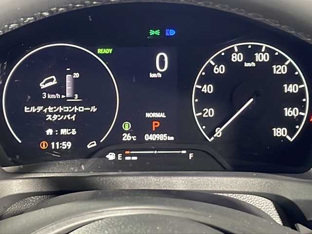 ホンダ ヴェゼル ハイブリッド e:HEV Z 沖縄県 2021(令3)年 4.1万km プラチナホワイトパール 禁煙車/県外車両/8インチナビ（CD/DVD/HDMI/Bluetooth）/ホンダセンシング/バックカメラ/レザー調シートカバー/ステアリングスイッチ/クルーズコントロール/パワーバックドア/社外ウーハー/ステアリングヒーター/ブラインドスポットモニター