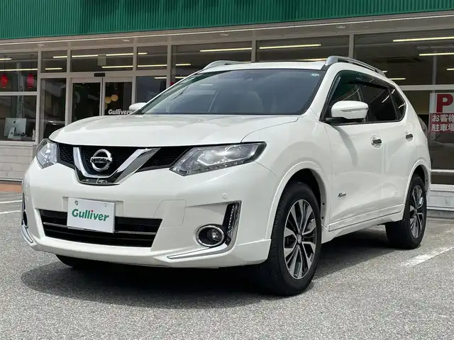 日産 エクストレイル ハイブリッド モード・プレミア 岐阜県 2017(平29)年 5万km ブリリアントホワイトパール 純正ナビ（地図SDカード無し）/クルーズコントロール/アラウンドビューモニター/サンルーフ/シルバールーフレール/白黒コンビレザーシート/前席シートヒーター/ビルトインETC/純正ドライブレコーダー/純正LEDヘッドライト/オートライト/フォグライト/パワーバックドア/フロント＆リアソナー/進入禁止標識検知