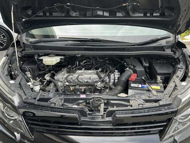 トヨタ ヴォクシー ZS 埼玉県 2015(平27)年 13.5万km ブラック 純正ホイール4つ付き