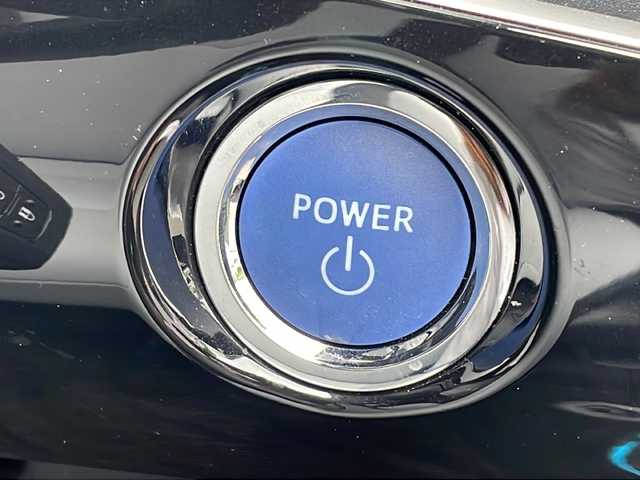 トヨタ プリウス A ツーリングセレクション 長野県 2016(平28)年 7.8万km スティールブロンドM ４WD/純正OPエアロ/モデリスタ１７インチアルミ/純正9インチナビフルセグTV/トヨタセーフティセンス/バックカメラ/シートヒーター/ドアミラーヒーター/コーナーセンサー /ビルトインETC2.0/ワンオーナー/保証書・取説/スペアキー