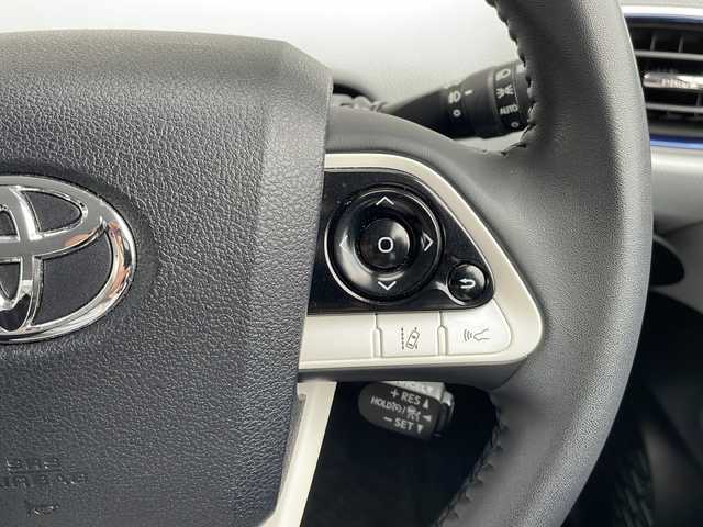 トヨタ プリウス A ツーリングセレクション 長野県 2016(平28)年 7.8万km スティールブロンドM ４WD/純正OPエアロ/モデリスタ１７インチアルミ/純正9インチナビフルセグTV/トヨタセーフティセンス/バックカメラ/シートヒーター/ドアミラーヒーター/コーナーセンサー /ビルトインETC2.0/ワンオーナー/保証書・取説/スペアキー