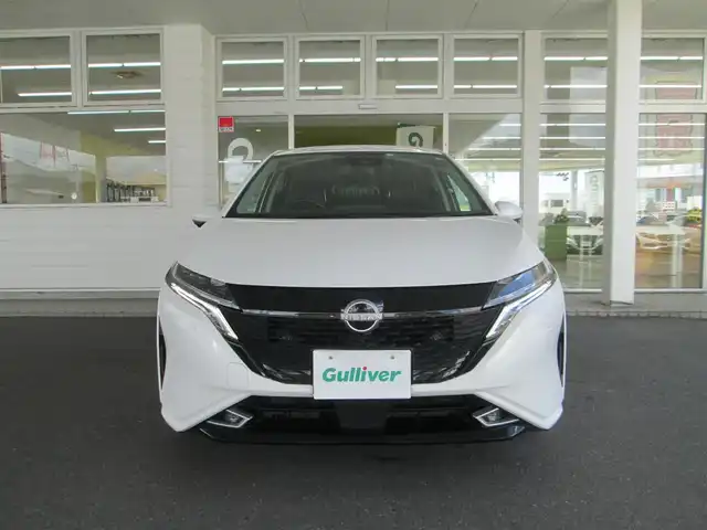 日産 オーラ G レザーエディション 千葉県 2023(令5)年 1.3万km ピュアホワイトパール ワンオーナー/純正９インチナビ、フルセグTV/アランドビューモニター/オーディオ【BT/HDMI/USB】/エマージェンシーブレーキサポート/BOSEサウンドシステム/プロパイロッド/デジタルインナーミラー/レーダークルーズコントロール/ブラインドスポットモニター/黒レザーシート/LEDヘッドライト&LEDフォグ/前後コーナーセンサー/置くだけ充電/前後ドライブレコーダー/ビルトイン2.0ETC