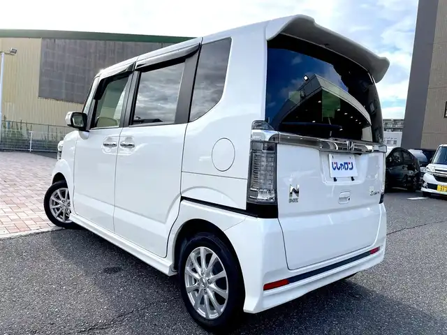 ホンダ Ｎ ＢＯＸ カスタム SSパッケージ 新潟県 2016(平28)年 7.7万km プレミアムホワイトパールⅡ (株)IDOMが運営する【じしゃロン新潟店】の自社ローン専用車両になります。/こちらは現金またはオートローンご利用時の価格です。自社ローンご希望の方は別途その旨お申付け下さい/純正ナビ/Bluetooth接続可能/CD/DVD視聴可能/フルセグTV視聴可能/バックカメラ/ビルトインETC/両側パワースライドドア/シートヒーター（D+N席）/プッシュスタート/ウィンカーミラー/ドアバイザー/スマートキー/横滑り防止装置/フォグランプ/純正フロアマット