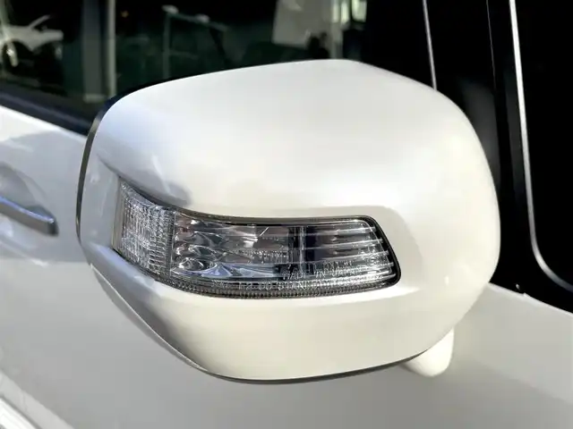 ホンダ Ｎ ＢＯＸ カスタム SSパッケージ 新潟県 2016(平28)年 7.7万km プレミアムホワイトパールⅡ (株)IDOMが運営する【じしゃロン新潟店】の自社ローン専用車両になります。/こちらは現金またはオートローンご利用時の価格です。自社ローンご希望の方は別途その旨お申付け下さい/純正ナビ/Bluetooth接続可能/CD/DVD視聴可能/フルセグTV視聴可能/バックカメラ/ビルトインETC/両側パワースライドドア/シートヒーター（D+N席）/プッシュスタート/ウィンカーミラー/ドアバイザー/スマートキー/横滑り防止装置/フォグランプ/純正フロアマット