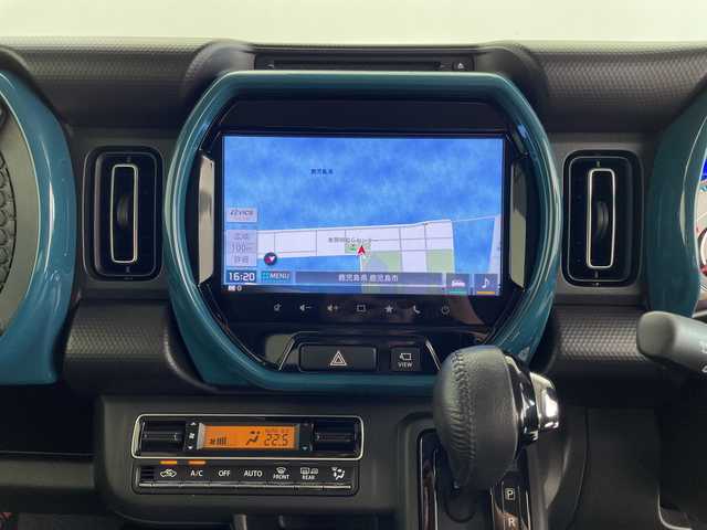 スズキ ハスラー HYBRID X ターボ 鹿児島県 2020(令2)年 2.9万km デニムブルー ガンメタリック 2トーン スズキセーフティサポート/メーカーOPナビ/(BT/CD/DVD/AM/FM/フルセグTV)/Applecarplay/Androidauto/全方位カメラ/革巻きステアリング/ステアリングスイッチ/前席シートヒーター/レーダークルーズコントロール/レーンキープアシスト/アイドリングストップ/バックカメラ/ビルトインETC2.0/パドルシフト/オートマチックハイビーム/後方コーナーセンサー/スペアキー/取扱説明書