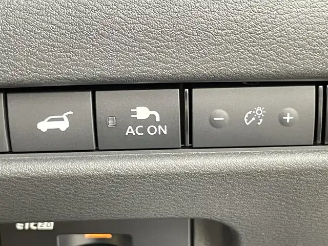 日産 エクストレイル G e－4ORCE 千葉県 2024(令6)年 0.2万km ブリリアントシルバー 禁煙車/寒冷地仕様/４WD/エマージェンシーブレーキ/・車線逸脱警報システム/・ブラインドスポットモニター/・ヘッドアップディスプレイ/・プロパイロット/・コーナセンサー/・パーキンングアシスト/パワーバックドア/純正12.3インチメモリナビ/・USB/Bluetooth/Apple Carplay/フルセグTV/・アラウンドビューモニター/・ビルトインETC2.0/・インテリジェントルーミミラー/皮巻きステアリング/・ステアリングスイッチ/・ステアリングヒーター/レザーシート/・全席シートヒーター/・DNシートヒーター/・D席メモリ付き/純正フロアアット/純正１９インチAW
