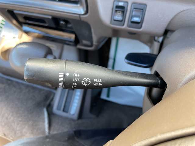 いすゞ ファーゴ LS 山形県 1997(平9)年 9.8万km 黒Ⅱ Wサンルーフ/社外ナビ/バックカメラ/ETC/ミラー型ドライブレコーダー