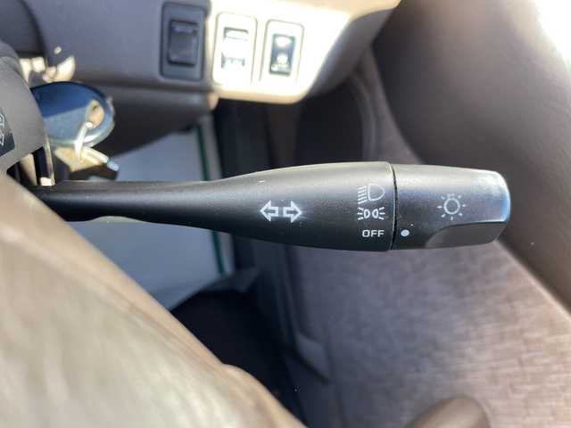 いすゞ ファーゴ LS 山形県 1997(平9)年 9.8万km 黒Ⅱ Wサンルーフ/社外ナビ/バックカメラ/ETC/ミラー型ドライブレコーダー