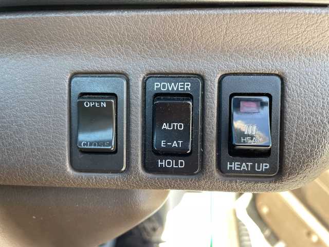 いすゞ ファーゴ LS 山形県 1997(平9)年 9.8万km 黒Ⅱ Wサンルーフ/社外ナビ/バックカメラ/ETC/ミラー型ドライブレコーダー