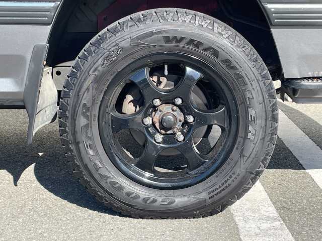 いすゞ ファーゴ LS 山形県 1997(平9)年 9.8万km 黒Ⅱ Wサンルーフ/社外ナビ/バックカメラ/ETC/ミラー型ドライブレコーダー