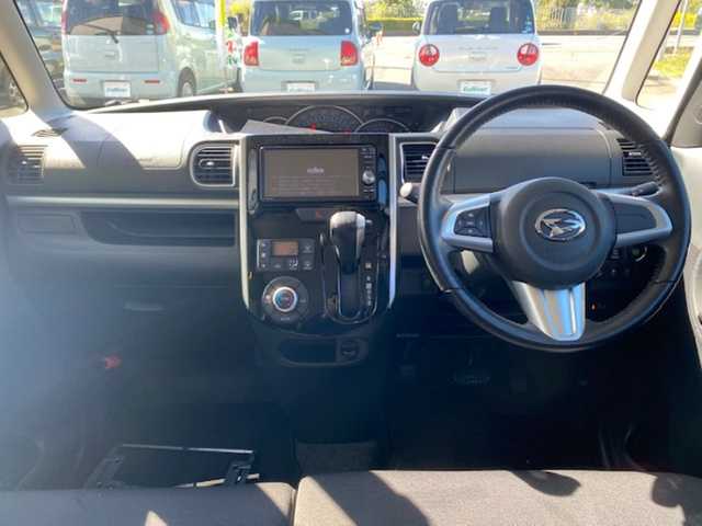 ダイハツ タント カスタム RS SA 兵庫県 2014(平26)年 2.2万km タングステングレーM スマートアシスト/純正SDナビ/(CD/DVD/BT/AUX/AM/FM)/バックカメラ/アイドリングストップ/ドアバイザー/純正フロアマット/プッシュスタート/両側パワースライドドア/ETC/LEDヘッドライト/電動格納ミラー