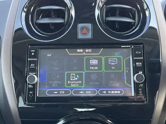 日産 ノート e－パワー メダリスト 奈良県 2018(平30)年 4.9万km ブリリアントホワイトパール 純正ナビ　[MM317D-W]/アラウンドビューモニター　/デジタルインナーミラー　/レーダークルーズコントロール　/レーンキープアシスト/ハーフレザーシート /フルセグTV /前後ドライブレコーダー /LEDヘッドライト /社外シフトレバー/フォグライト