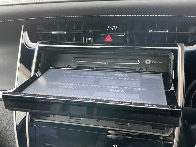 トヨタ ハリアー ハイブリッド プレミアム 岩手県 2015(平27)年 6.4万km スパークリングブラックパールクリスタルシャイン 4WD/純正9インチナビ(CD/DVD/SD/ラジオ/BT)/モデリスタエアロ(F/S/R)/フルセグテレビ/バックカメラ/パワーバックドア/レーンディパーチャーアラート/オートハイビーム/クルーズコントロール/前席パワーシート/ハーフレザーシート/ビルトインETC/LEDヘッドライト/フォグランプ/社外20inアルミホイール/純正フロアマット/スマートキー/プッシュスタート/電動格納ミラー/ウィンカーミラー/ドアバイザー