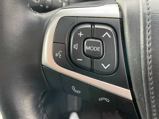 トヨタ ハリアー ハイブリッド プレミアム 岩手県 2015(平27)年 6.4万km スパークリングブラックパールクリスタルシャイン 4WD/純正9インチナビ(CD/DVD/SD/ラジオ/BT)/モデリスタエアロ(F/S/R)/フルセグテレビ/バックカメラ/パワーバックドア/レーンディパーチャーアラート/オートハイビーム/クルーズコントロール/前席パワーシート/ハーフレザーシート/ビルトインETC/LEDヘッドライト/フォグランプ/社外20inアルミホイール/純正フロアマット/スマートキー/プッシュスタート/電動格納ミラー/ウィンカーミラー/ドアバイザー