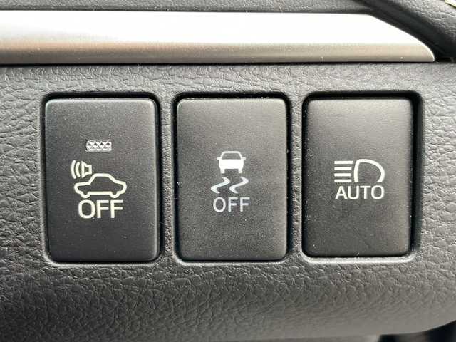 トヨタ ハリアー ハイブリッド プレミアム 岩手県 2015(平27)年 6.4万km スパークリングブラックパールクリスタルシャイン 4WD/純正9インチナビ(CD/DVD/SD/ラジオ/BT)/モデリスタエアロ(F/S/R)/フルセグテレビ/バックカメラ/パワーバックドア/レーンディパーチャーアラート/オートハイビーム/クルーズコントロール/前席パワーシート/ハーフレザーシート/ビルトインETC/LEDヘッドライト/フォグランプ/社外20inアルミホイール/純正フロアマット/スマートキー/プッシュスタート/電動格納ミラー/ウィンカーミラー/ドアバイザー