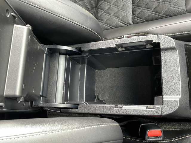 トヨタ ハリアー ハイブリッド プレミアム 岩手県 2015(平27)年 6.4万km スパークリングブラックパールクリスタルシャイン 4WD/純正9インチナビ(CD/DVD/SD/ラジオ/BT)/モデリスタエアロ(F/S/R)/フルセグテレビ/バックカメラ/パワーバックドア/レーンディパーチャーアラート/オートハイビーム/クルーズコントロール/前席パワーシート/ハーフレザーシート/ビルトインETC/LEDヘッドライト/フォグランプ/社外20inアルミホイール/純正フロアマット/スマートキー/プッシュスタート/電動格納ミラー/ウィンカーミラー/ドアバイザー