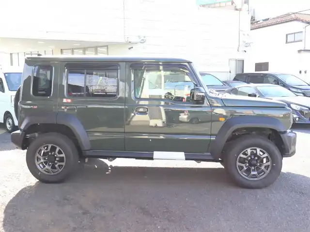 スズキ ジムニー ノマド FC 神奈川県 2025(令7)年 0.1千km 緑 登録済未使用車/フロアマット/ドアバイザー/エンジンプッシュスタート/クルーズコントロール/LEDヘッドライト/スマートキー/４WD/保証書/取説/スペアスマートキー