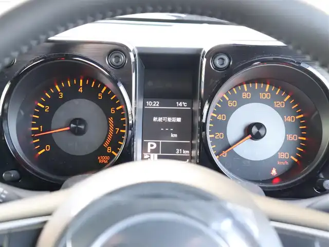 スズキ ジムニー ノマド FC 神奈川県 2025(令7)年 0.1千km 緑 登録済未使用車/フロアマット/ドアバイザー/エンジンプッシュスタート/クルーズコントロール/LEDヘッドライト/スマートキー/４WD/保証書/取説/スペアスマートキー