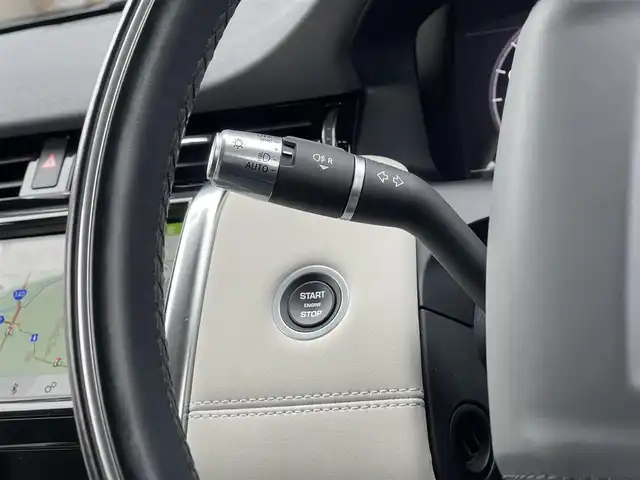 ランドローバー ランドローバー ディスカバリースポーツ　S 山梨県 2021(令3)年 3万km 青 ７シート　/白革　/純正メモリナビ　/全方位カメラ　/カープレイ　/ＡＣＣ　/ＬＫＡ　/ＢＳＭ　/電動リアゲート　/Ｐシート　　/シートヒーター　/ステリングＨ　/ＬＥＤ　/Ａライト　/Ａハイビーム　/純正１９ＡＷ