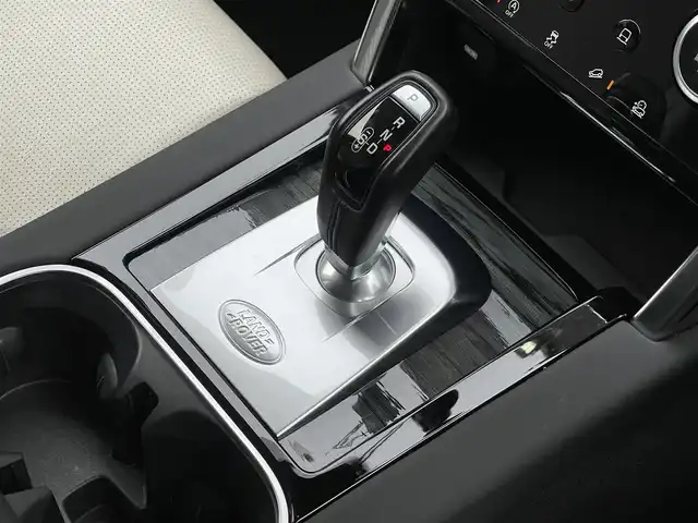 ランドローバー ランドローバー ディスカバリースポーツ　S 山梨県 2021(令3)年 3万km 青 ７シート　/白革　/純正メモリナビ　/全方位カメラ　/カープレイ　/ＡＣＣ　/ＬＫＡ　/ＢＳＭ　/電動リアゲート　/Ｐシート　　/シートヒーター　/ステリングＨ　/ＬＥＤ　/Ａライト　/Ａハイビーム　/純正１９ＡＷ