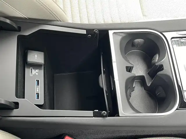 ランドローバー ランドローバー ディスカバリースポーツ　S 山梨県 2021(令3)年 3万km 青 ７シート　/白革　/純正メモリナビ　/全方位カメラ　/カープレイ　/ＡＣＣ　/ＬＫＡ　/ＢＳＭ　/電動リアゲート　/Ｐシート　　/シートヒーター　/ステリングＨ　/ＬＥＤ　/Ａライト　/Ａハイビーム　/純正１９ＡＷ