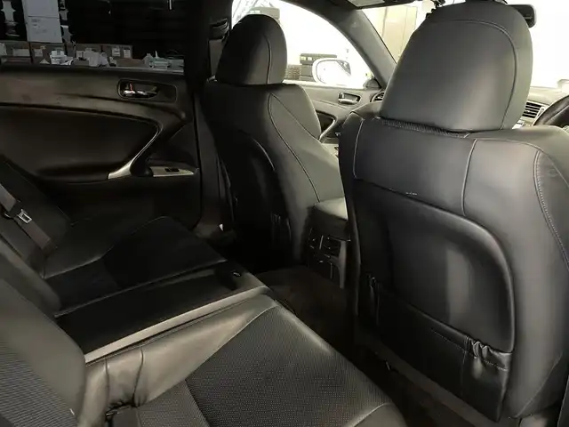 レクサス ＩＳ Ｆ 千葉県 2011(平23)年 6.8万km ホワイトパールクリスタルシャイン レイズTE37 19インチAW/HKS車高調/LXモードカーボンフロントスポイラー/社外テールライト/LEMSマフラーカッター/ブラックレザーシート/HDDナビ/フルセグTV/バックカメラ