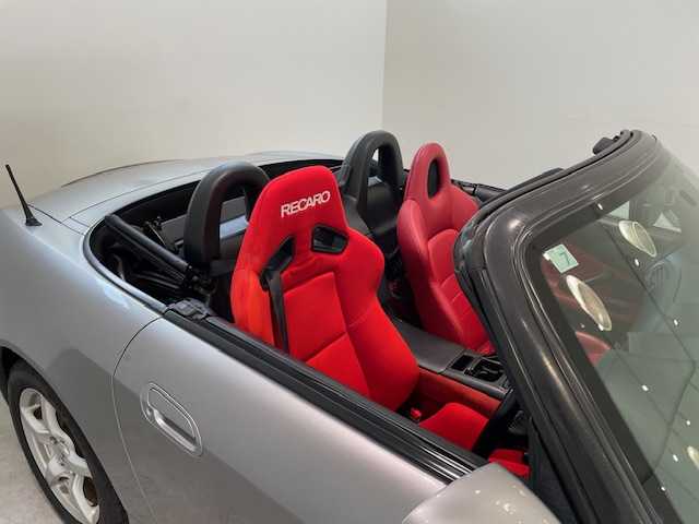 ホンダ Ｓ２０００ 宮城県 1999(平11)年 6.5万km シルバーストーンメタリック 6速マニュアルトランスミッション/電動パワーステアリング/運転席レカロシート/助手席本革レザーシート/カーオーディオ/純正アルミホイール/純正フロアマット/ドライブレコーダー/アンチロック・ブレーキ・システム