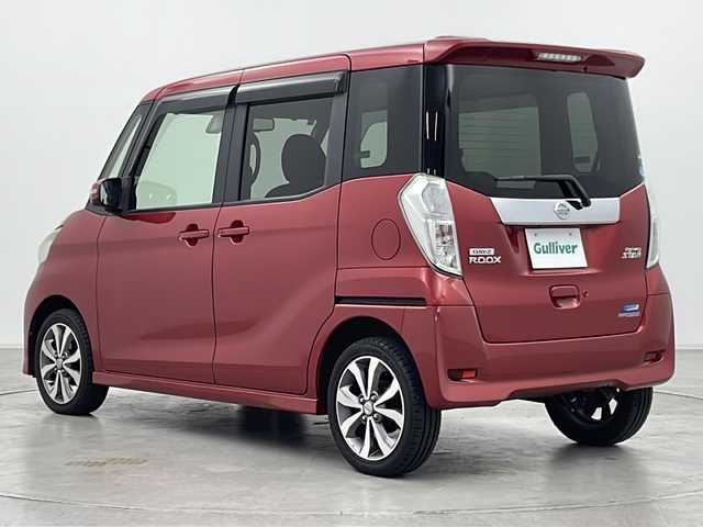 日産 デイズ ルークス HWS X Vセレクション 群馬県 2016(平28)年 2.7万km スパークリングレッドM 純正ナビ　全周囲カメラ　衝突被害軽減ブレーキ　両側電動スライドドア　アイドリングストップ　ステアリングリモコン　レザーステアリング　リヤサーキュレーター　ＨＩＤヘッドライト　スマートキー　禁煙車