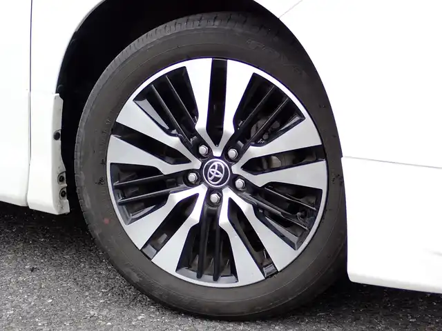 トヨタ アルファード S Cパッケージ 千葉県 2021(令3)年 3.5万km ホワイトパールクリスタルシャイン ディスプレイオーディオ/・Bluetooth/AM/FM/DVD/純正フリップダウンモニター/ムーンルーフ/モデリスタエアロ/ビルトインETC/両側パワースライドドア/パワーバックドア/デジタルインナーミラー/BSM（ブラインドスポットモニター）/Toyota Safety Sense/・プリクラッシュセーフティ/・レーントレーシングアシスト/・アダプティブハイビームシステム/・オートマチックハイビーム/・ロードサインアシスト/・レーダークルーズコントロール/・先行車発進告知機能/LEDヘッドライト/オートライト/黒レザーシート/パワーシート/エアシート/シートヒーター/ステアリングヒーター/プッシュスタート/スマートキー/純正18インチAW/取扱説明書/保証書