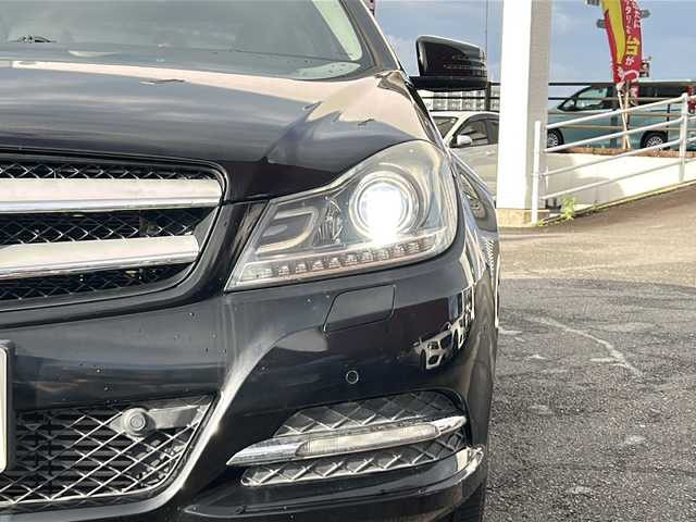 メルセデス・ベンツ Ｃ１８０ ブルーエフィシェンシー クーペ 宮崎県 2012(平24)年 6.9万km ブラック メモリーナビ（Bluetooth/ワンセグTV）/バックカメラ/ETC/パワーシート/純正フロアマット/LEDヘッドライト