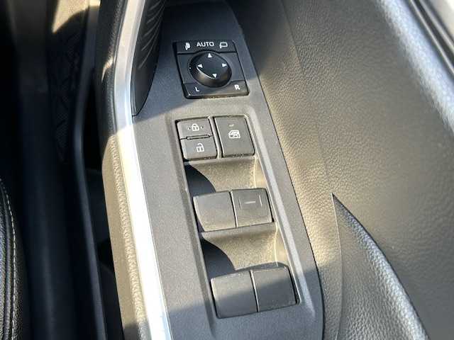 トヨタ ＲＡＶ４ X 茨城県 2020(令2)年 7.3万km 黒 純正ナビ/-BT/フルセグTV/クルーズコントロール　/ＥＴＣ　/バックカメラ　/フルセグＴＶ　/純正ナビ　/モデリスタエアロ　/Ｗサイドエアバック　/衝突軽減システム　/オートライト　/オートマチックハイビーム　/記録簿