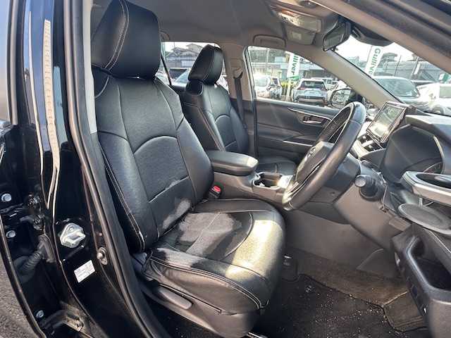 トヨタ ＲＡＶ４ X 茨城県 2020(令2)年 7.3万km 黒 純正ナビ/-BT/フルセグTV/クルーズコントロール　/ＥＴＣ　/バックカメラ　/フルセグＴＶ　/純正ナビ　/モデリスタエアロ　/Ｗサイドエアバック　/衝突軽減システム　/オートライト　/オートマチックハイビーム　/記録簿